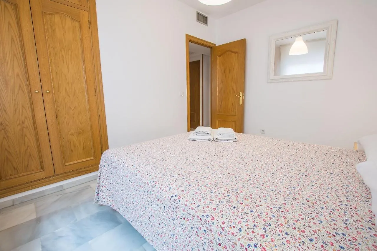 Qh Puerta Real Apartment Granada